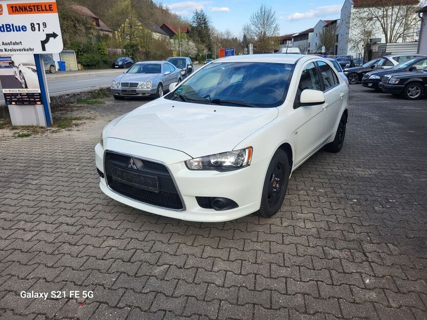 Mitsubishi Lancer 183.000 km 2.800 € Kelheim 93309