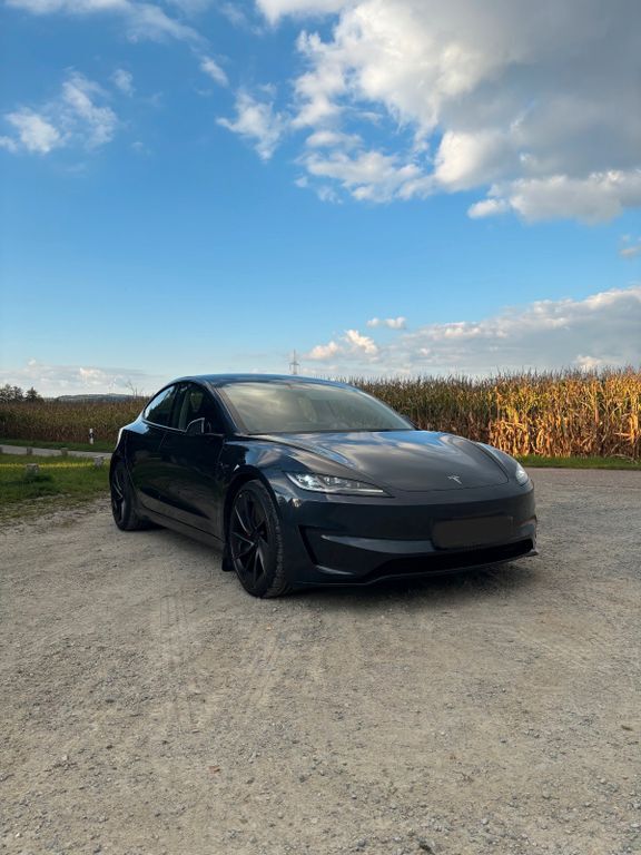 Tesla Model 3 18.000 km 47.499 € Kirchroth 94356