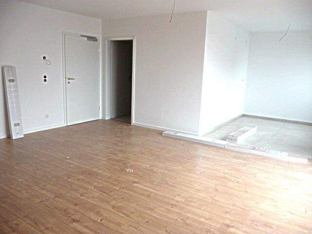 **ERSTBEZUG - Innovativ und modern - 4-Zi-Whg mit Balkon** 4 zimmer