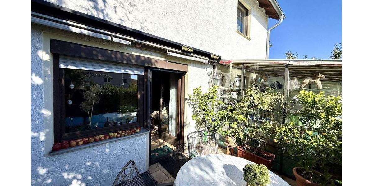 Einfamilienhaus Regensburg Oberisling-Graß - 9 Zimmer, 180 m&sup2;, 545.000&euro; | Angebot:25697116