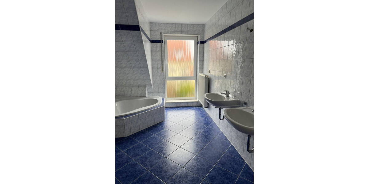 Mehrfamilienhaus, Wohnhaus Beratzhausen - 7 Zimmer, 203 m&sup2;, 695.000&euro; | Angebot:26389895