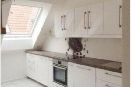 3,5Zimmer Maisonettewohnung mit Balkon und Einbauküche in Regensb 3.5 zimmer