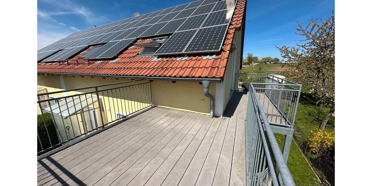 Dachgeschoßwohnung Pentling - 2 Zimmer, 76 m&sup2;, 1.205&euro; | Angebot:26505545