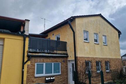 Wohnung Geiselhöring - 4 Zimmer, 140 m&sup2;, 1.200&euro; | Angebot:25539730
