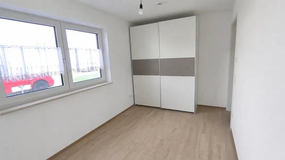 Erdgeschoßwohnung Tegernheim - 3 Zimmer, 80 m&sup2;, 520.000&euro; | Angebot:27289582