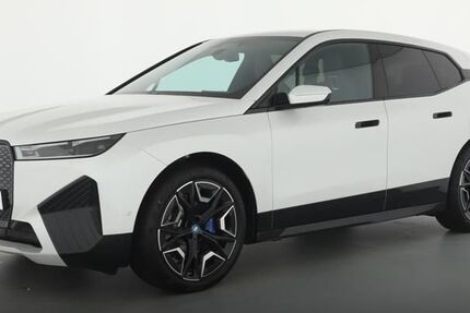 BMW iX 32.950 km 51.944 € Regensburg 93055