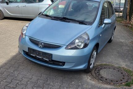 Honda Jazz 107.909 km 1.400 &euro; Kelheim 93309
