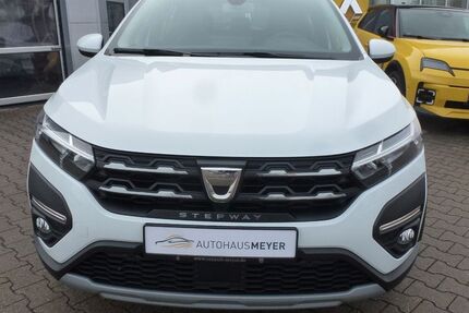 Dacia Sandero 63.800 km 11.990 &euro; Mallersdorf/Pfaffenberg 84066