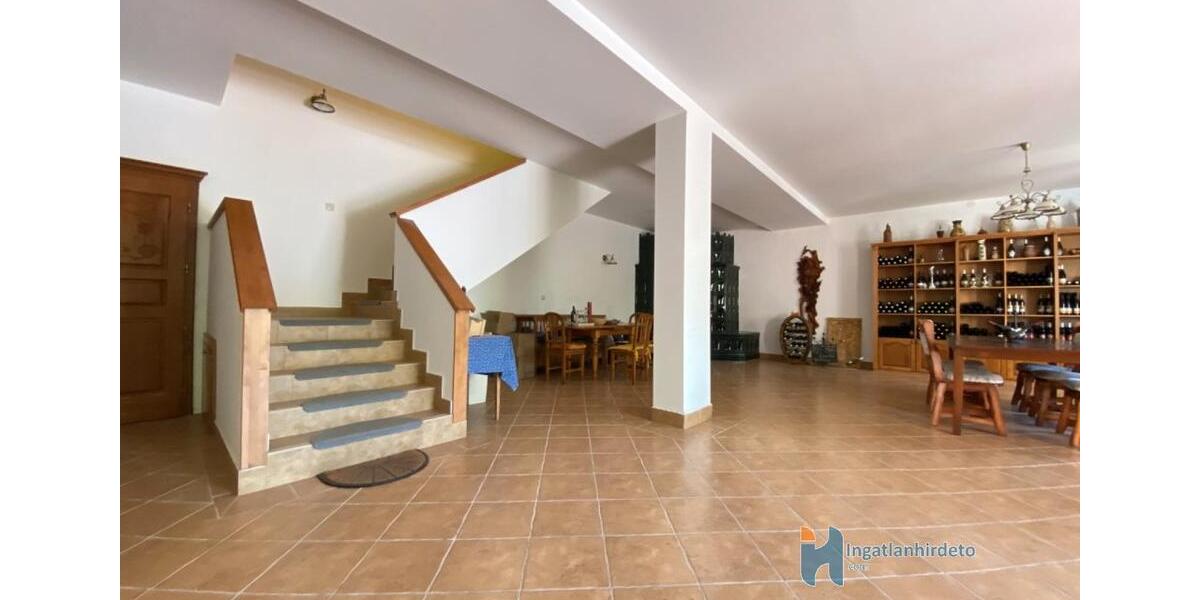 Villa Regensburg Ganghofersiedlung - 4 Zimmer, 350 m&sup2;, 1.250.000&euro; | Angebot:26836363