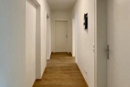 Wohnung Rohr in Niederbayern - 3 Zimmer, 72 m&sup2;, 720&euro; | Angebot:26281640