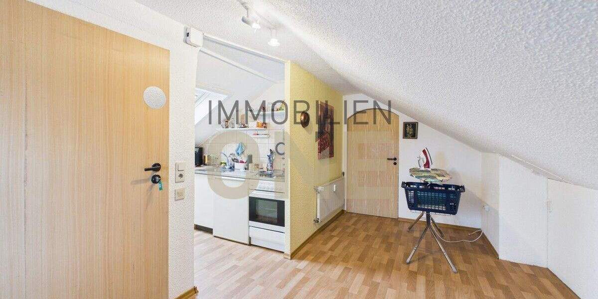Mehrfamilienhaus, Wohnhaus Pentling - 9 Zimmer, 160 m&sup2;, 735.000&euro; | Angebot:25799942