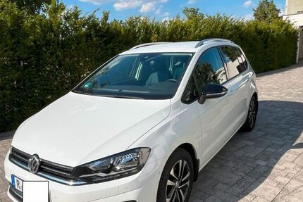 VW Golf Sportsvan