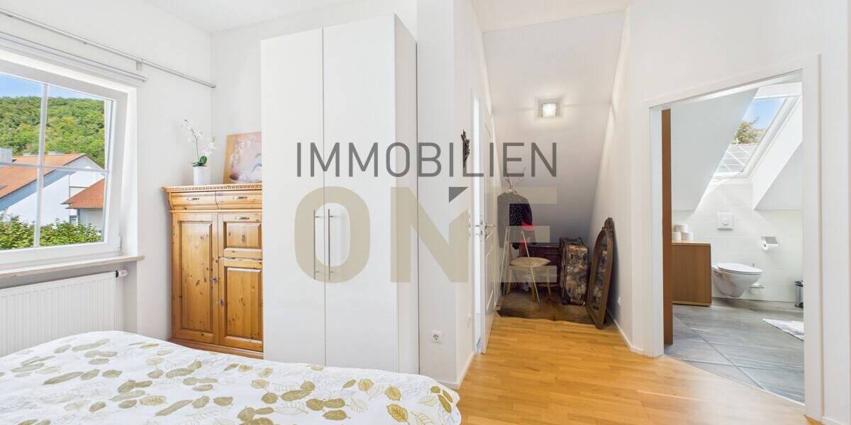 Einfamilienhaus Donaustauf - 5 Zimmer, 247 m&sup2;, 1.090.000&euro; | Angebot:26080859