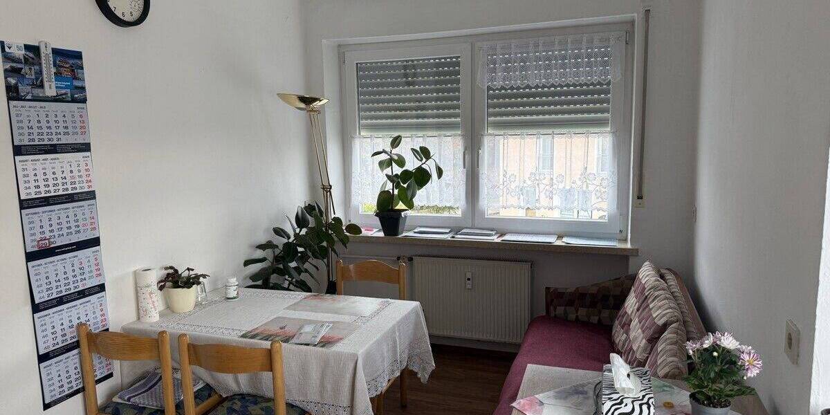 Etagenwohnung Pfatter - 4 Zimmer, 92 m&sup2;, 620&euro; | Angebot:23972856