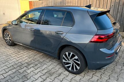 VW Golf 125.000 km 16.949 &euro; Pfatter 93102