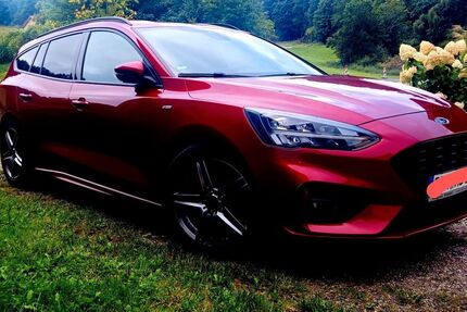 Ford Focus 71.000 km 15.100 € Falkenstein 93167