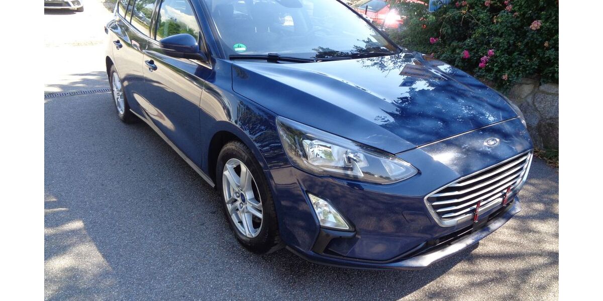 Ford Focus 146.491 km 7.500 &euro; Regensburg 93055