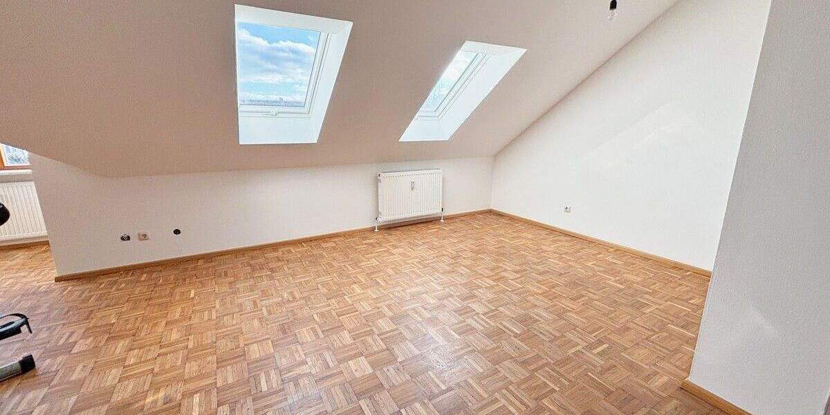 Etagenwohnung Nittendorf - 4 Zimmer, 104 m&sup2;, 299.000&euro; | Angebot:25702721