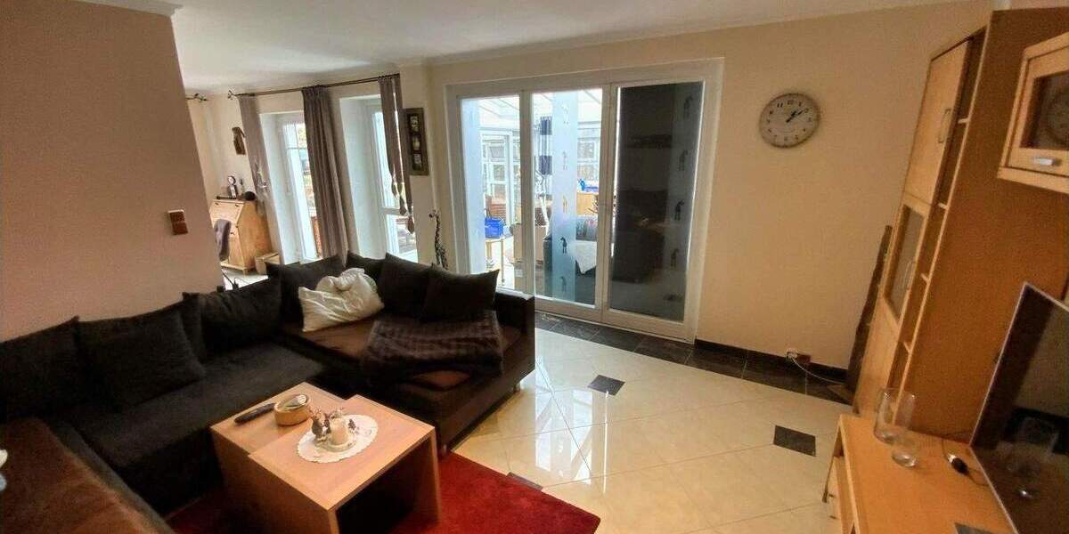 Einfamilienhaus Nittenau - 6 Zimmer, 177 m&sup2;, 395.000&euro; | Angebot:25674594