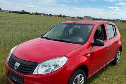 Dacia Sandero 65.333 km 2.490 &euro; Regensburg 93047