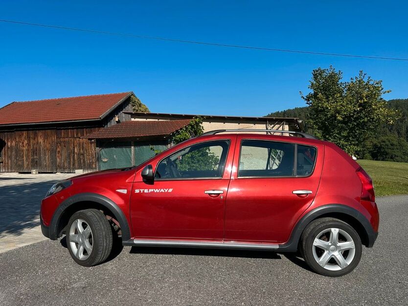 Dacia Sandero 188.000 km 4.200 € Kirchroth 94356