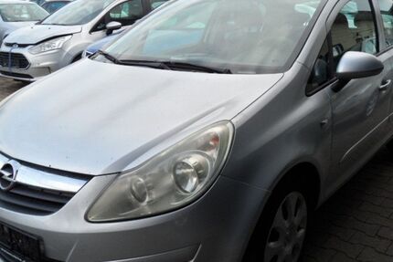 Opel Corsa 131.987 km 999 &euro; Regensburg 93055