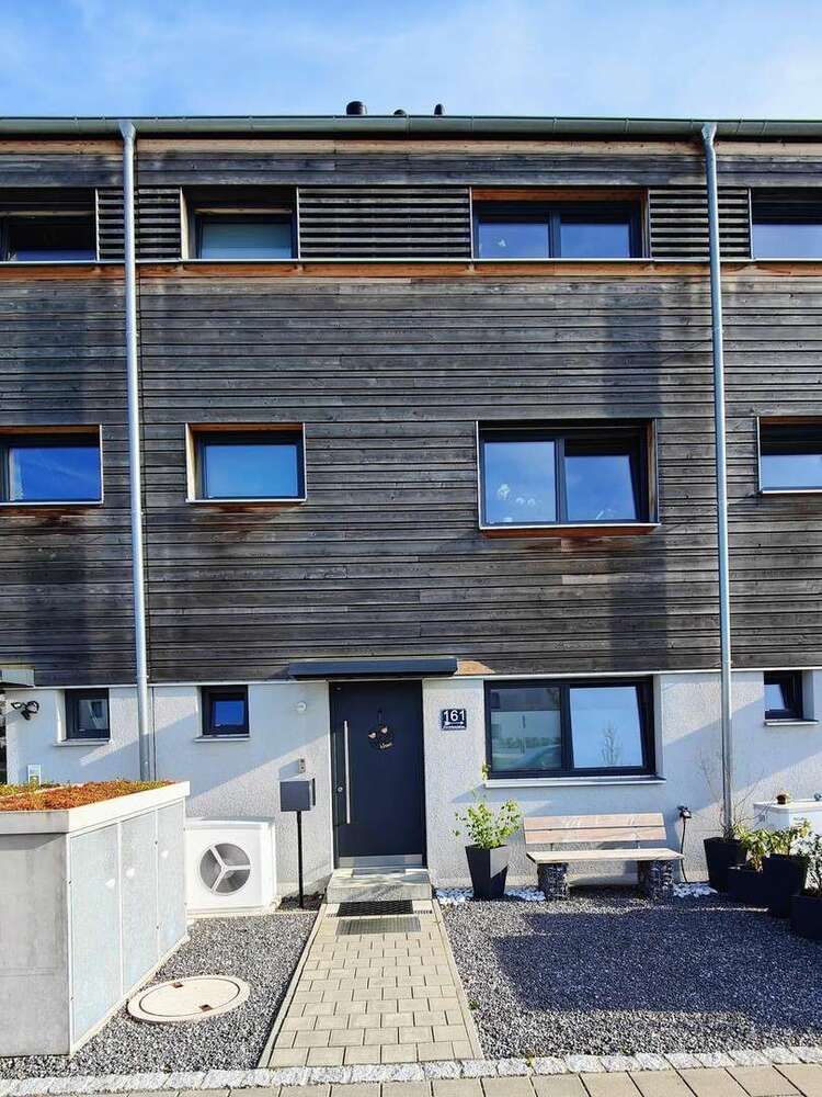 Haus zum Kaufen in Regensburg 880.000 € 167.5 m²