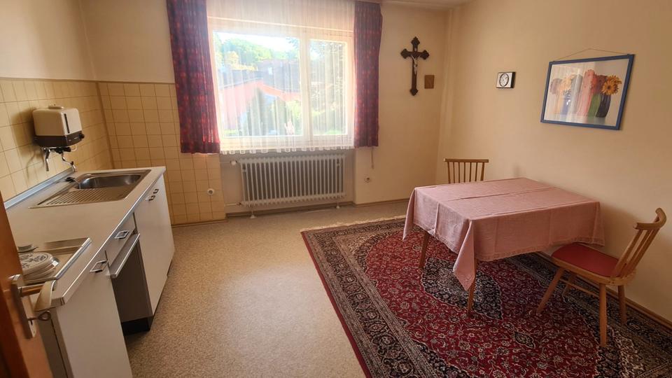 Einfamilienhaus Burglengenfeld - 8 Zimmer, 244 m&sup2;, 450.000&euro; | Angebot:26421540