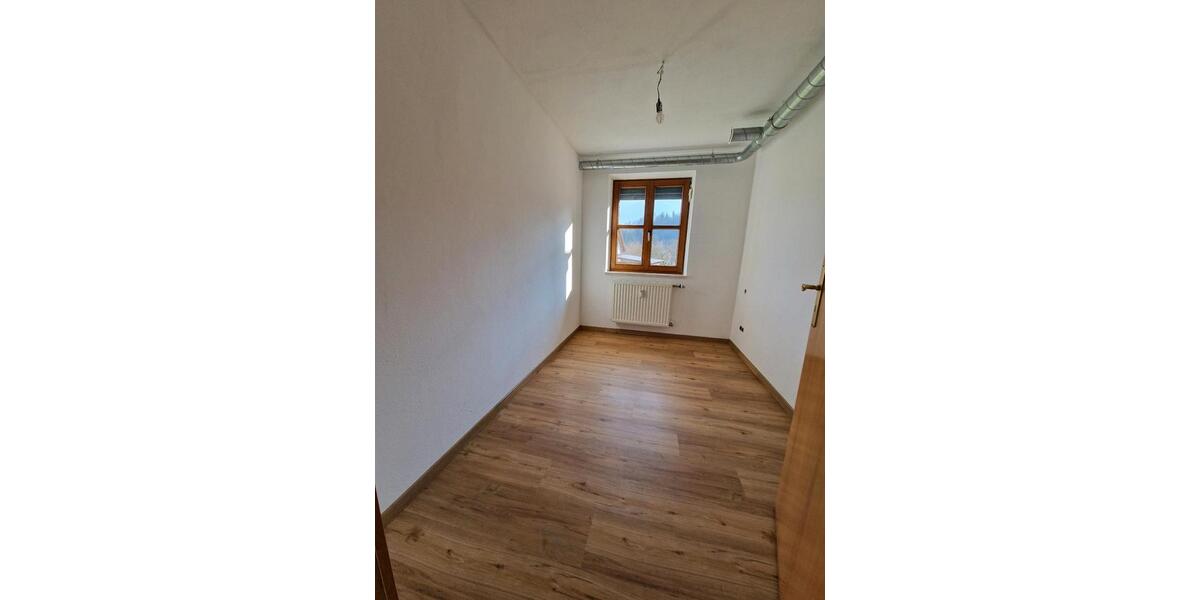 Terrassenwohnung Essing - 3 Zimmer, 85 m&sup2;, 790&euro; | Angebot:26013038