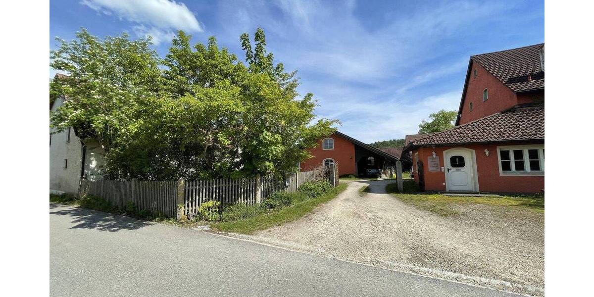 Bauernhaus, Landhaus Beratzhausen Schwarzenthonhausen - 6 Zimmer, 220 m&sup2;, 499.000&euro; | Angebot:26798288