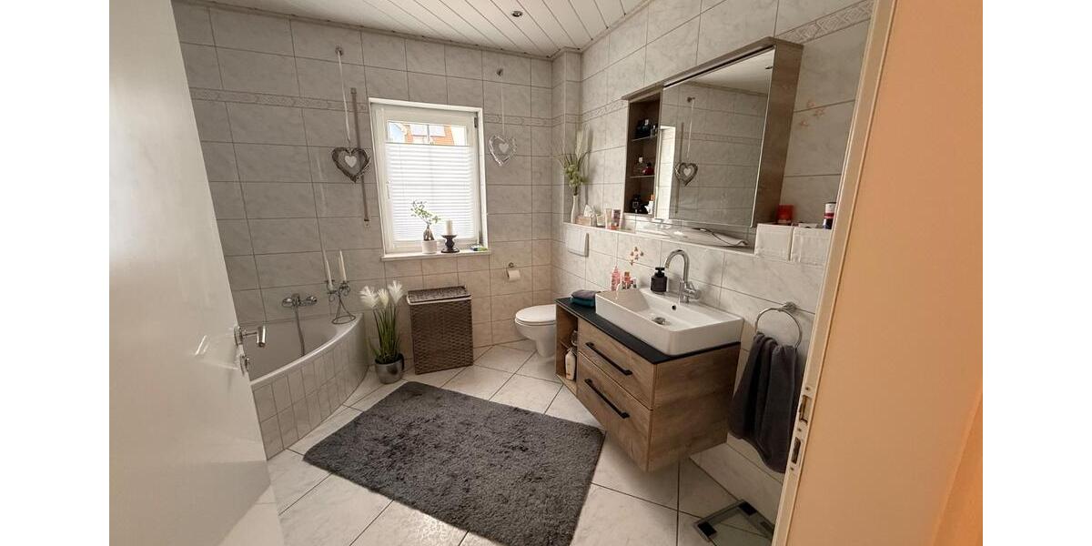 Maisonettenwohnung Burglengenfeld - 4 Zimmer, 116 m&sup2;, 339.900&euro; | Angebot:27231121
