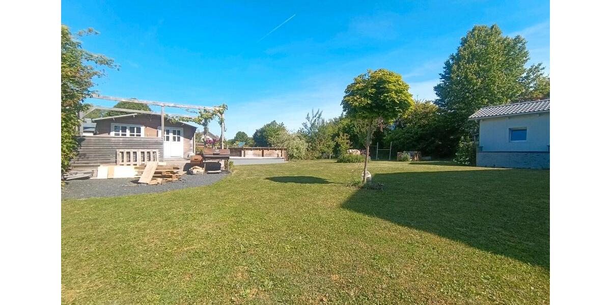 Gewerbeimmobilie mit Wohneinheit, großer Garten zimmer