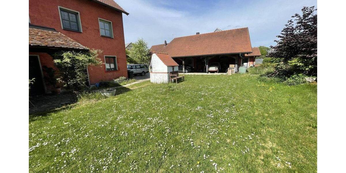 Bauernhaus, Landhaus Beratzhausen Schwarzenthonhausen - 6 Zimmer, 220 m&sup2;, 499.000&euro; | Angebot:26798288