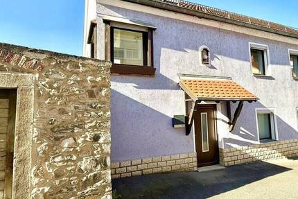 Wohnung Burglengenfeld - 3 Zimmer, 105 m&sup2;, 229.000&euro; | Angebot:25702656