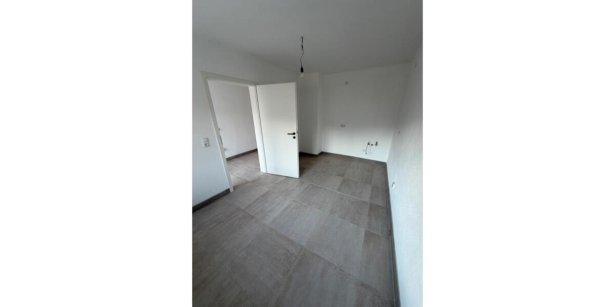 Einfamilienhaus Regenstauf - 2 Zimmer, 131 m&sup2;, 400.000&euro; | Angebot:26254359