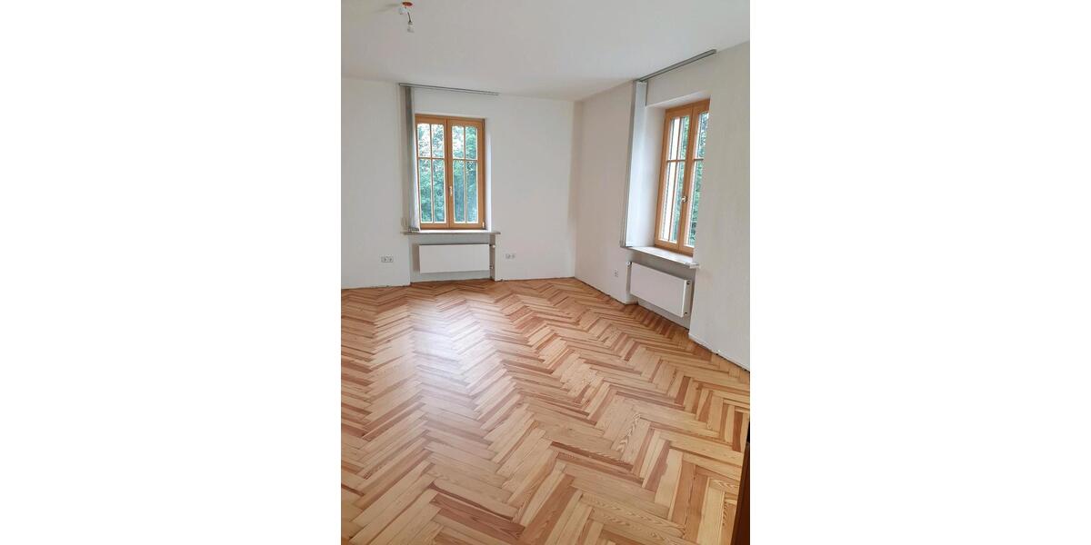 Etagenwohnung Donaustauf - 5 Zimmer, 143 m&sup2;, 1.590&euro; | Angebot:27594346