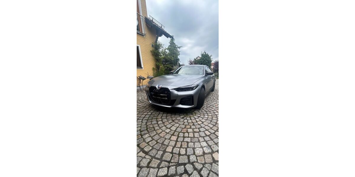 BMW i4 3.300 km 57.000 &euro; Bernhardswald 93170