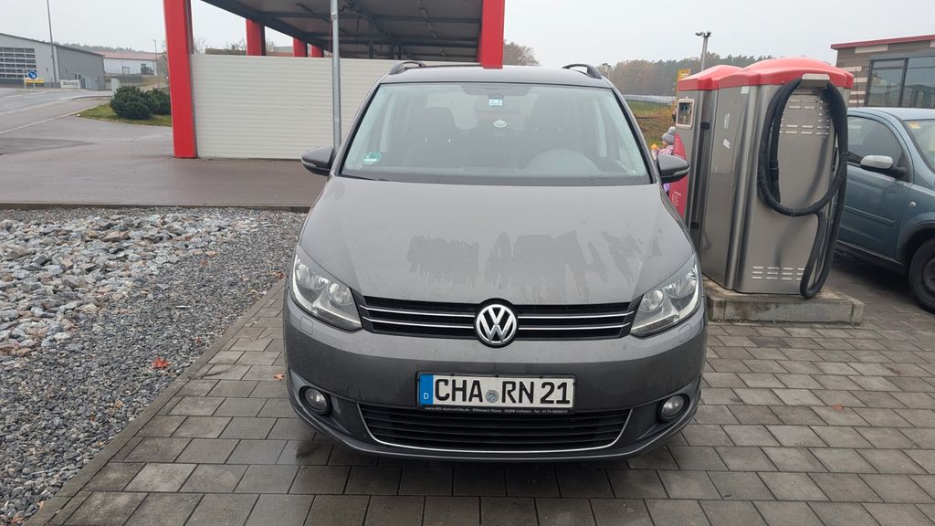 VW Touran 235.000 km 4.500 &euro; Wald 93192