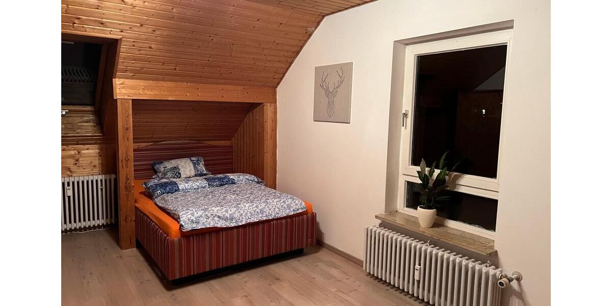 Etagenwohnung Obertraubling - 3 Zimmer, 20 m&sup2;, 15&euro; | Angebot:25750456