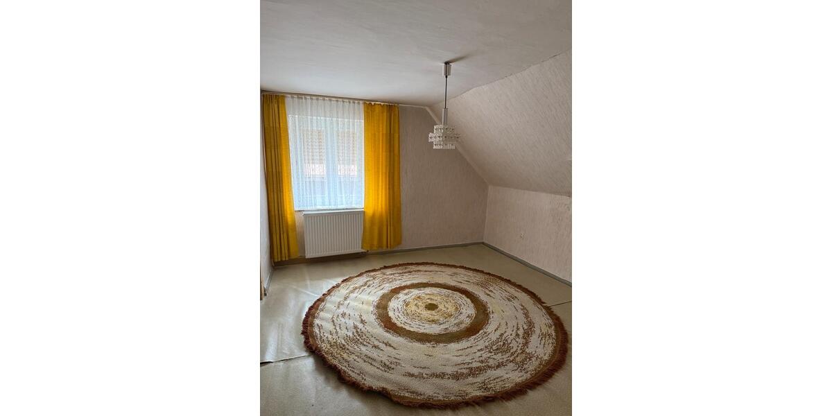 Einfamilienhaus Burglengenfeld - 6 Zimmer, 90 m&sup2;, 142.000&euro; | Angebot:26465305