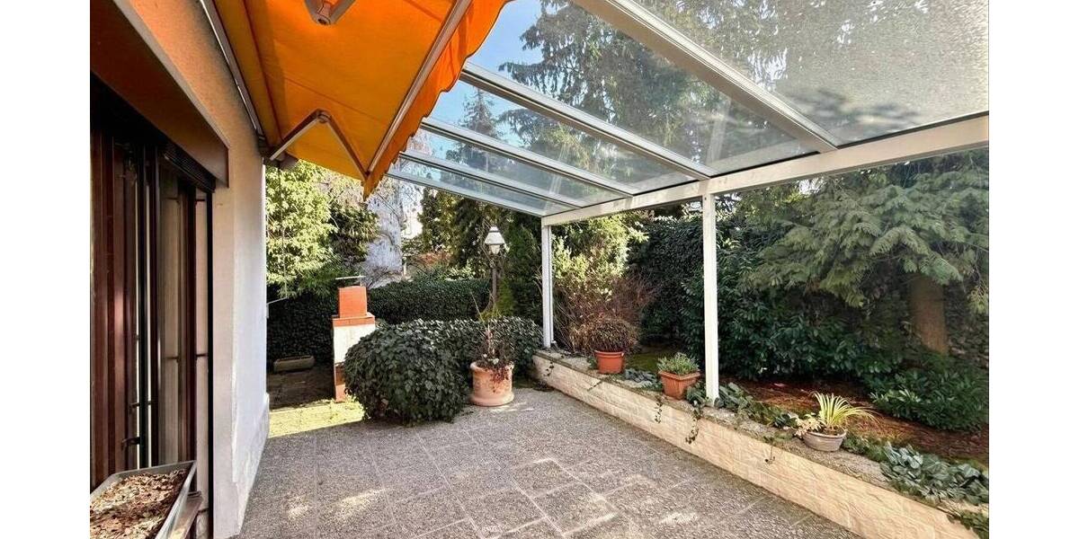 Einfamilienhaus Regensburg Westenviertel - 8 Zimmer, 145 m&sup2;, 445.000&euro; | Angebot:26190285