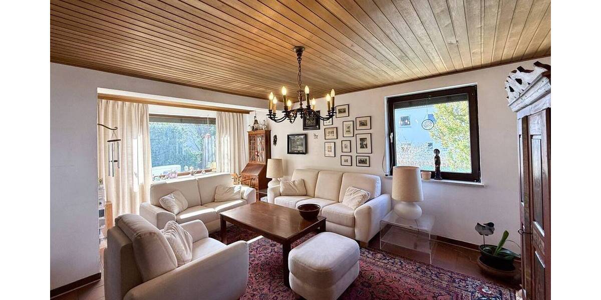 Einfamilienhaus Regensburg Westenviertel - 8 Zimmer, 145 m&sup2;, 445.000&euro; | Angebot:26190285