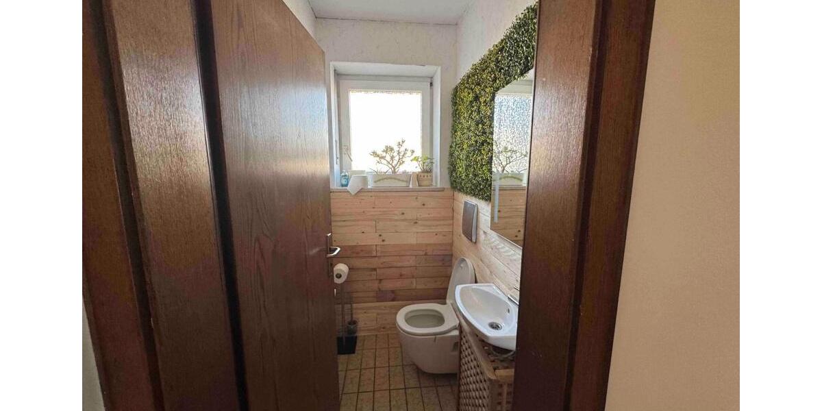 Einfamilienhaus Mintraching - 8 Zimmer, 210 m&sup2;, 579.000&euro; | Angebot:27005538