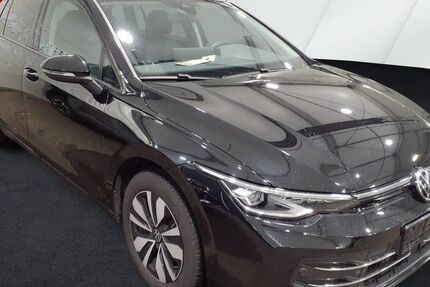 VW Golf 24.823 km 26.570 &euro; Saal a.d. Donau 93342