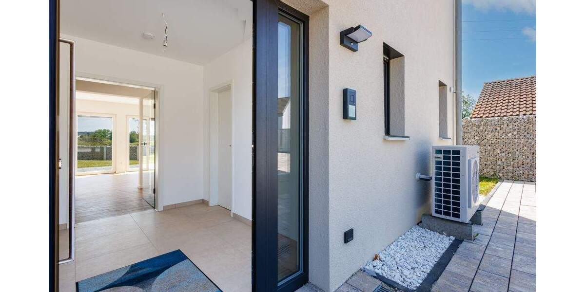 Reihenendhaus Langquaid - 5 Zimmer, 148 m&sup2;, 560.000&euro; | Angebot:25834896