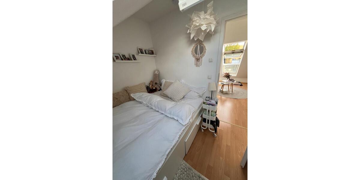 Dachgeschoßwohnung Regensburg Ganghofersiedlung - 2 Zimmer, 30 m&sup2;, 500&euro; | Angebot:26422216
