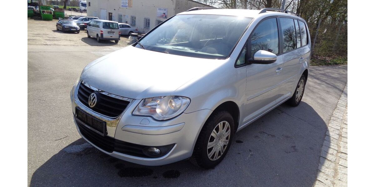 VW Touran 170.009 km 5.900 &euro; Regensburg 93055