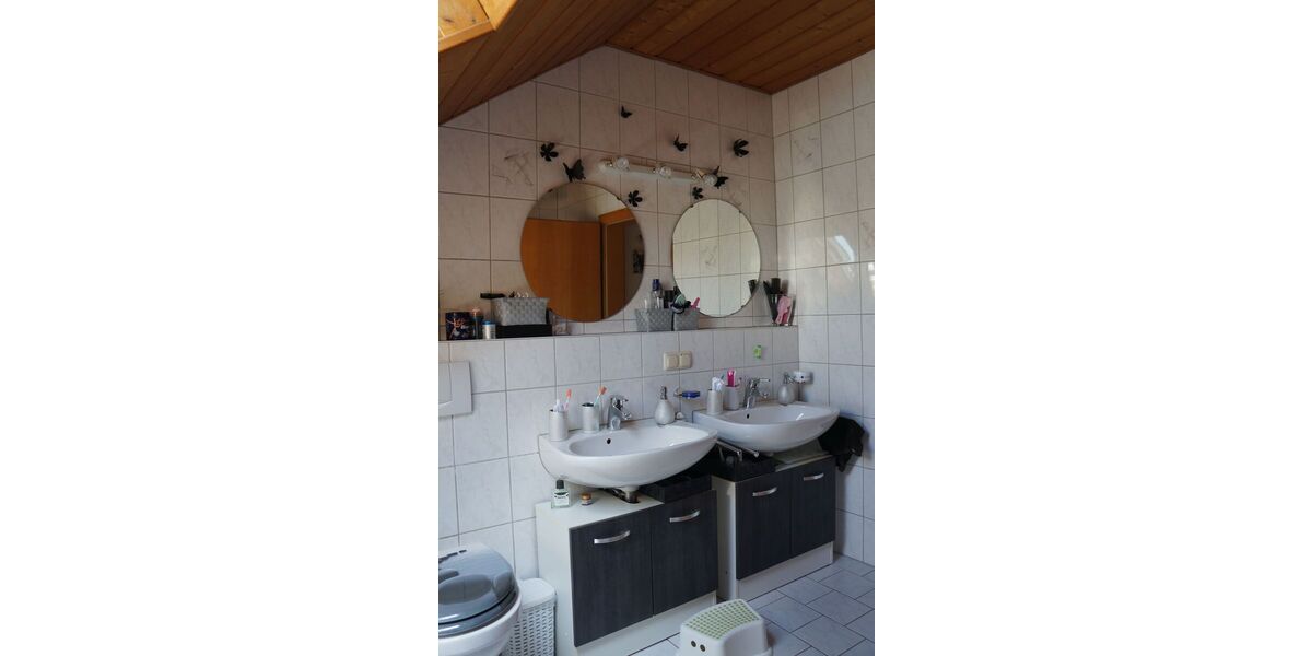 Sonnenoase Einfamilienhaus, 6 Zi, zentral & ruhig, Stadt Geiselhöring - Einfamilienhaus Geiselhöring | Angebot:26994073