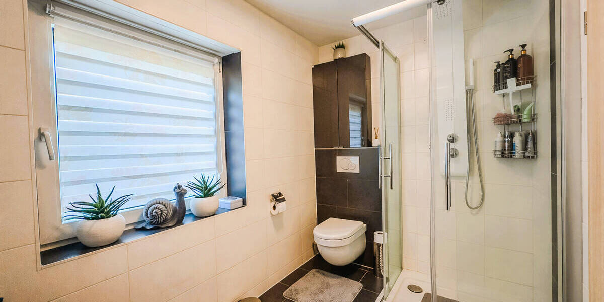 Reihenmittelhaus Regenstauf - 4 Zimmer, 107 m&sup2;, 449.000&euro; | Angebot:26142937