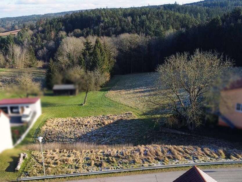 Grundstück zu verkaufen in Wenzenbach 399.000 € 1113 m²